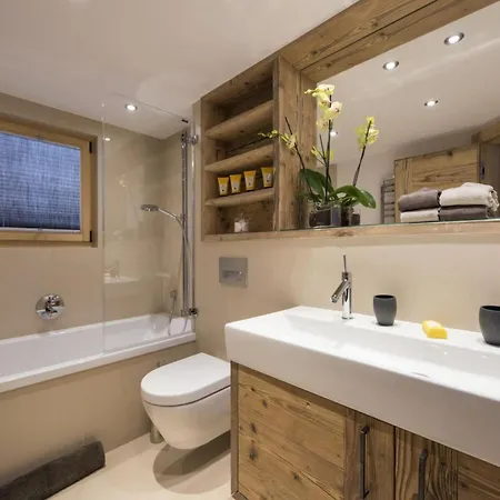 木屋 Chalet Boerarde Cozy Alpine Escape Just 150m From La Rouge Piste 韦尔比耶